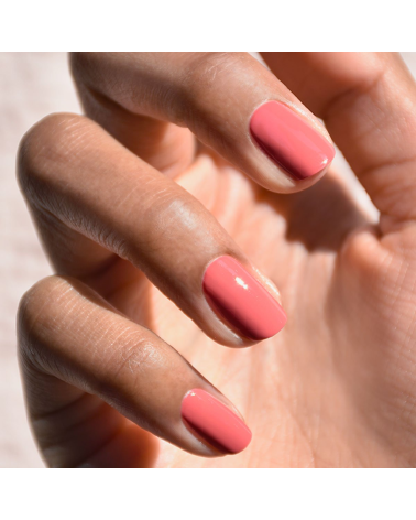 "BOIS DE ROSE" nail polish: Manucurist