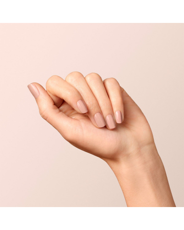 "SHELL BEIGE" a pinkish beige nail polish: Manucurist