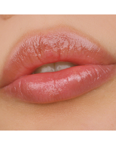 "RED ROSES" lip balm: NCLA Beauty