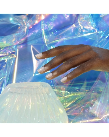 MERMAID, a sheer holographic glitter: Manucurist