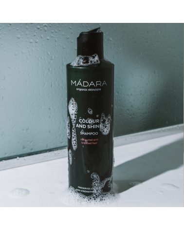COLOUR AND SHINE, shampoing pour cheveux colorés: Madara